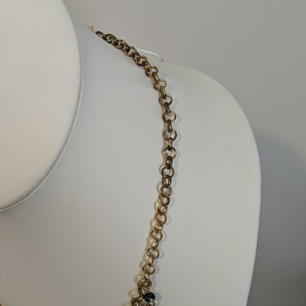 Black & Gold Statement Necklace - Picture 2 of 3